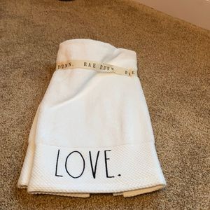 NWT Rae Dunn large 16X28 hand towel a set love and home 2 piece